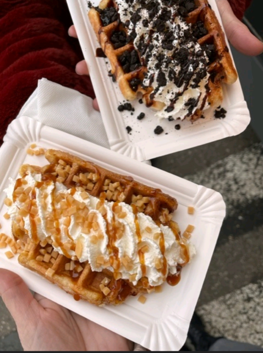 warme Luikse wafels met karamel