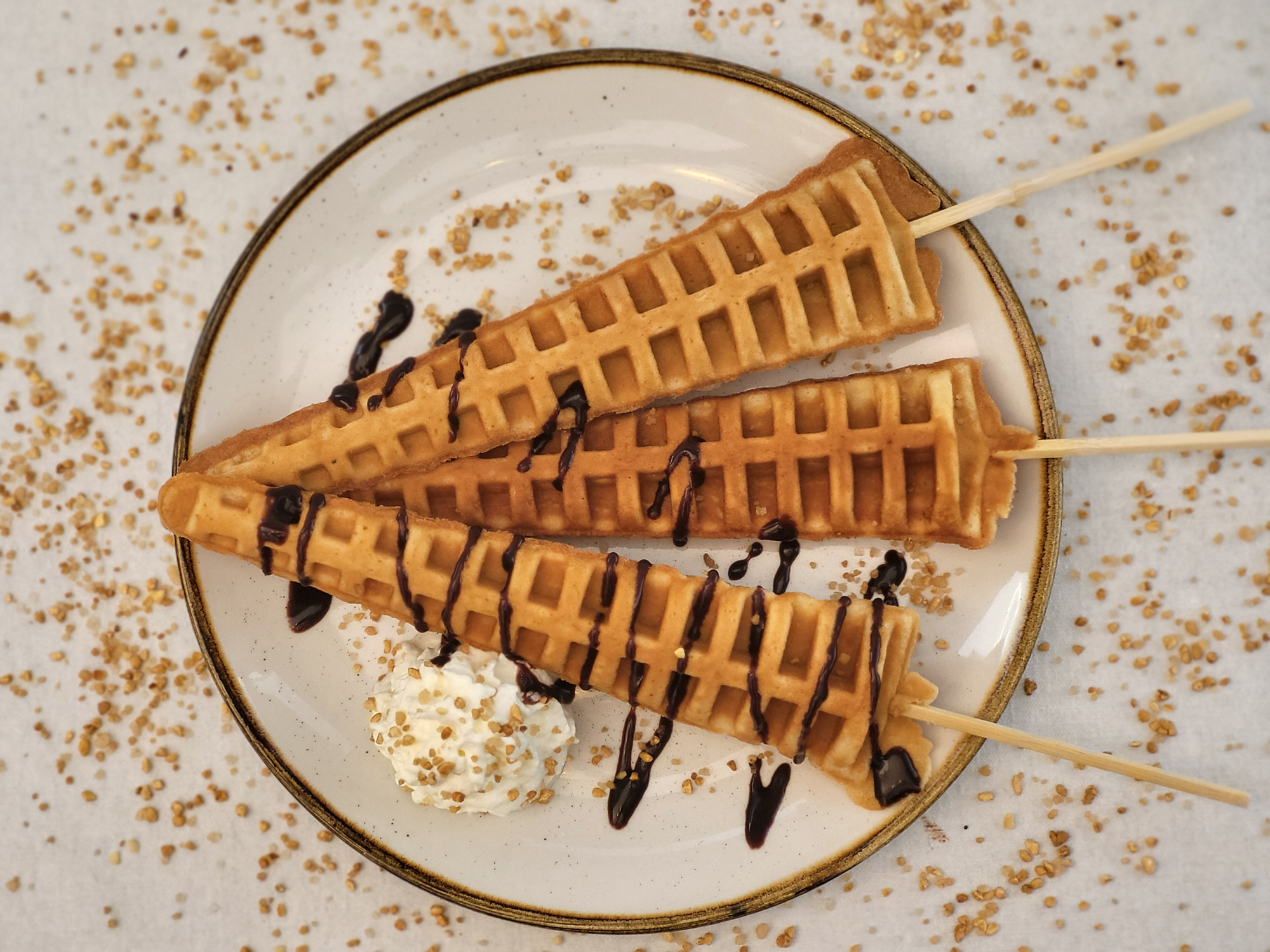 Lolly wafel met slagroom & chocoladesaus